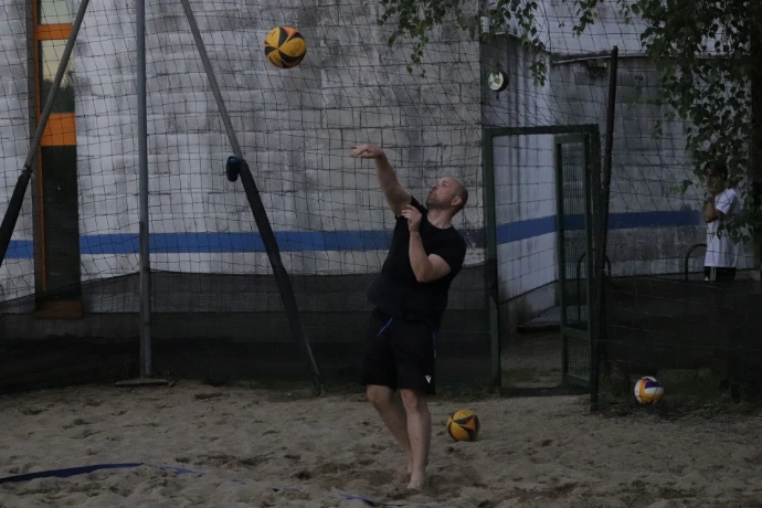 servizio beach volley